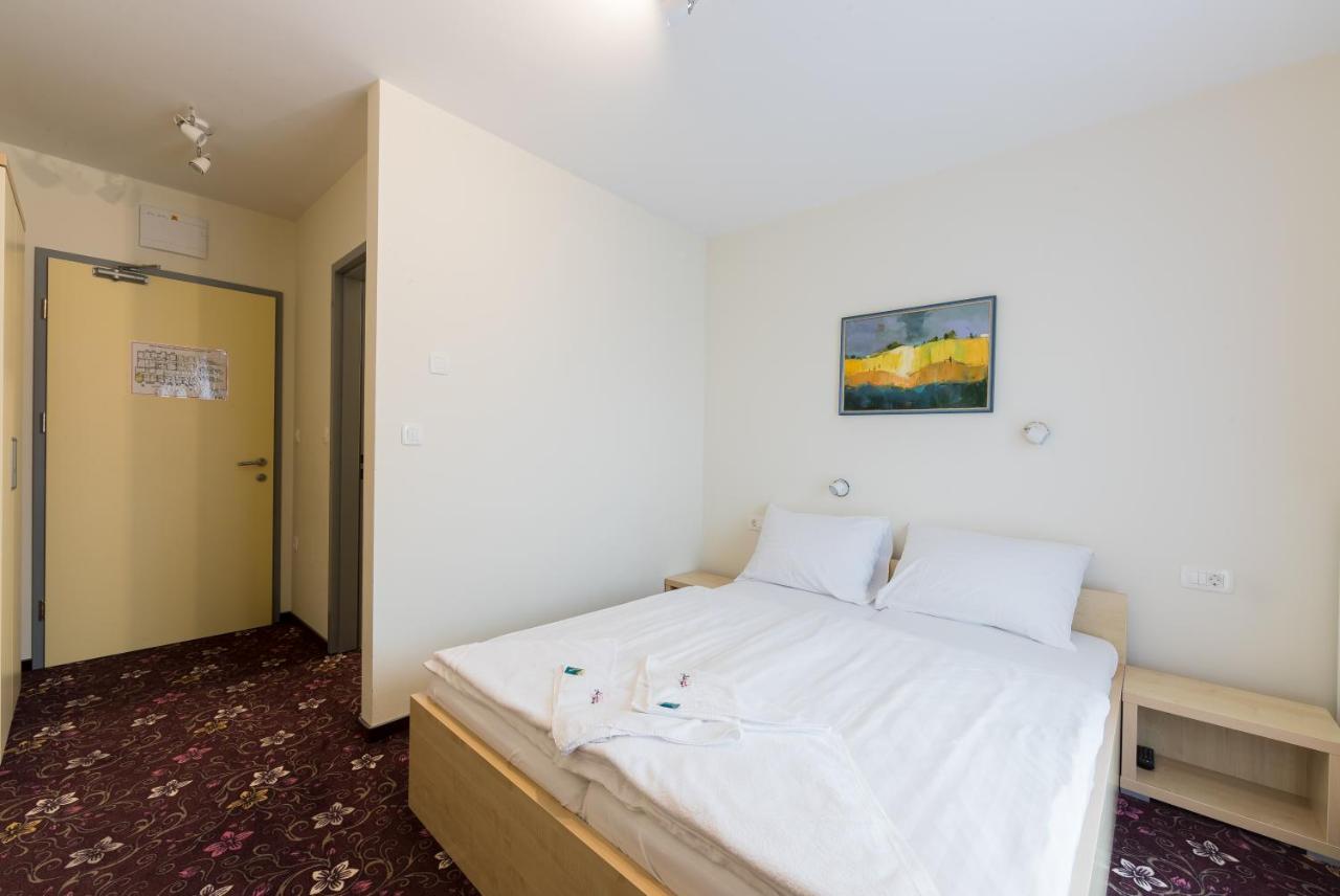 Hotel Jakec Trije Kralji Na Pohorju Zgornja Loznica Eksteriør bilde